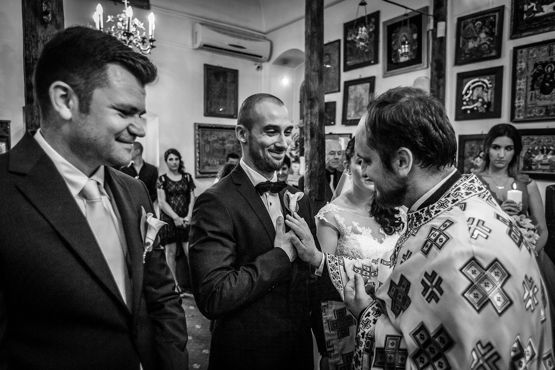 Fotografie de nunta ceremonie religioasa Biserica Bucur Ciobanul Bucuresti | Alina si Razvan | 02
